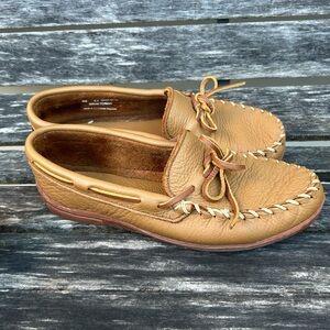 Minnetonka Men’s Moosehide loafers 8.5